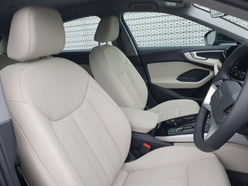 More views of Audi A5