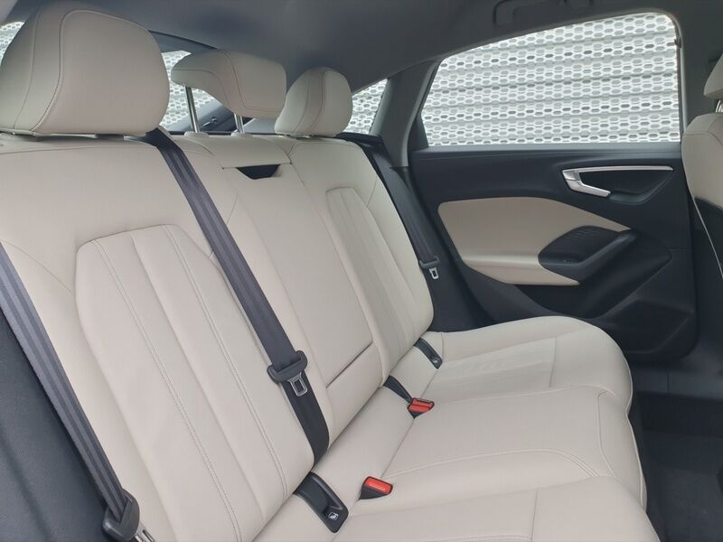 More views of Audi A5