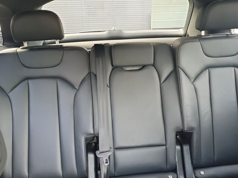 More views of Audi Q7