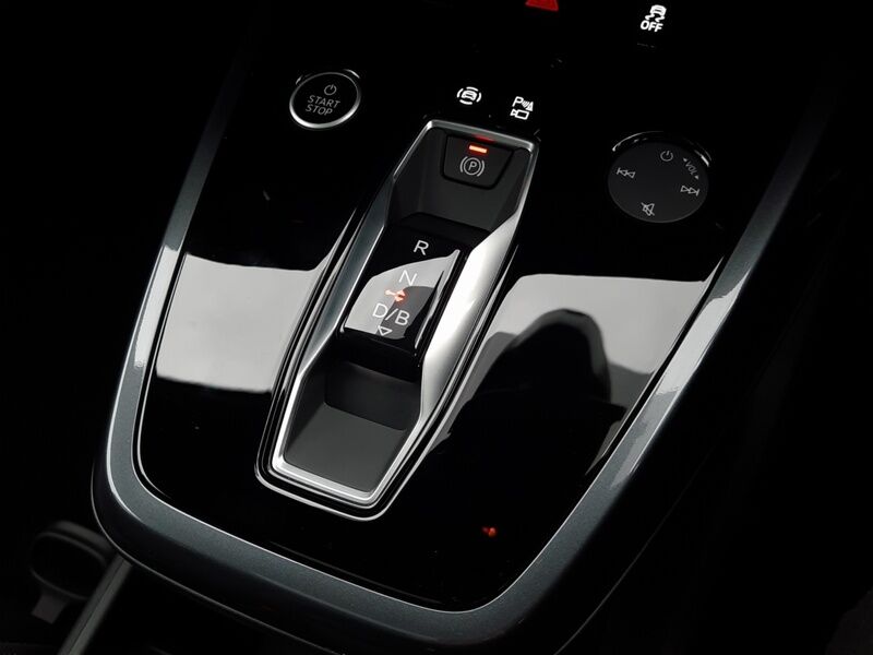 More views of Audi Q4 e-tron