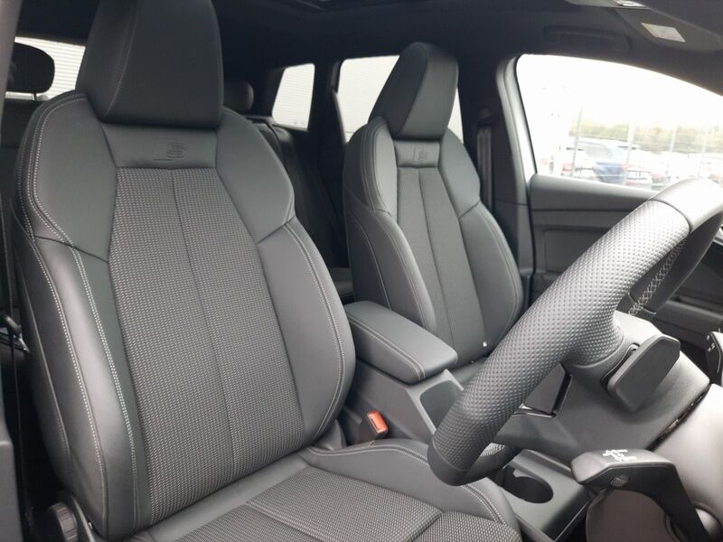 More views of Audi Q4 e-tron