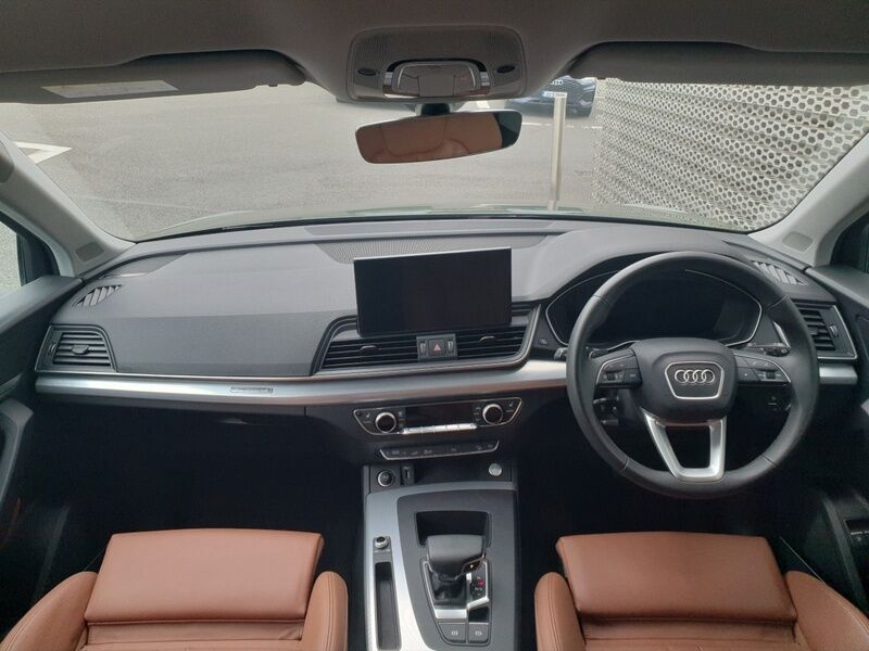 More views of Audi Q5