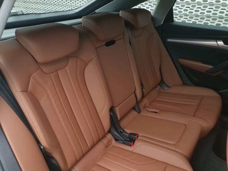 More views of Audi Q5