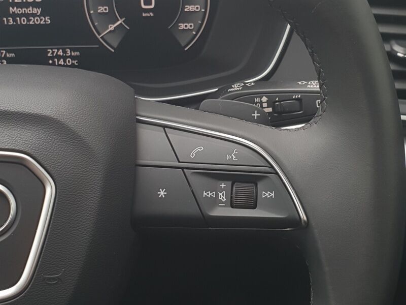 More views of Audi Q5