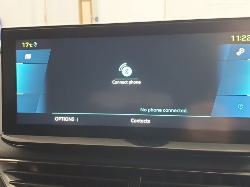 More views of Peugeot 3008