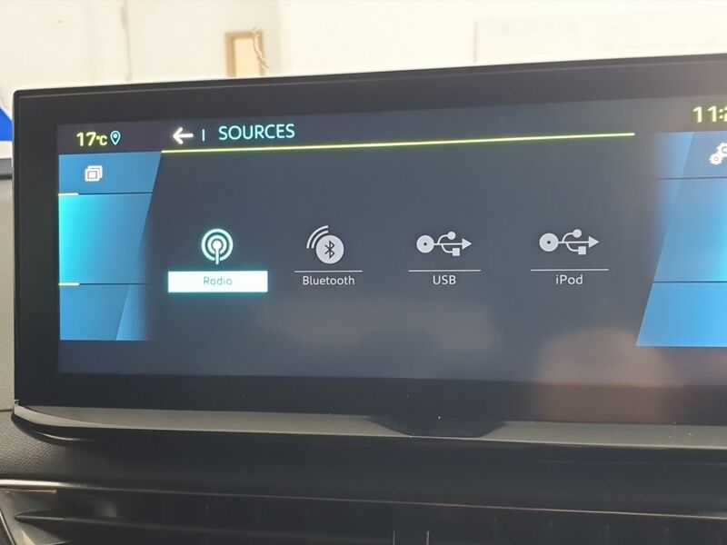 More views of Peugeot 3008