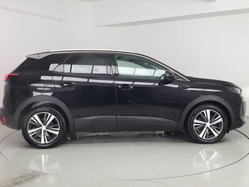 More views of Peugeot 3008