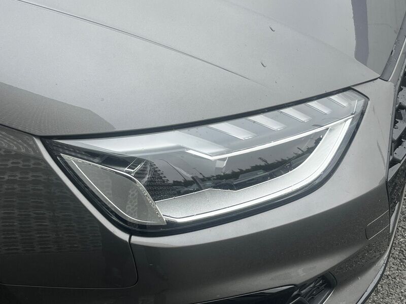 More views of Audi A4