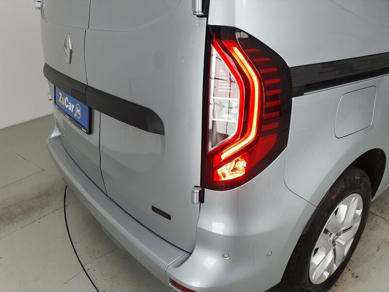 More views of Renault Kangoo