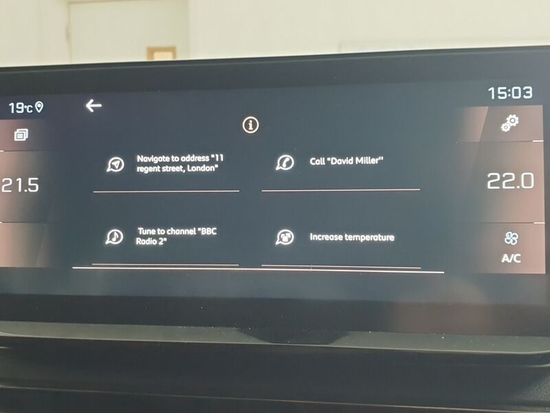 More views of Peugeot 5008