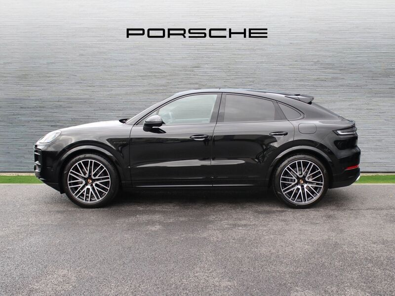 More views of Porsche Cayenne