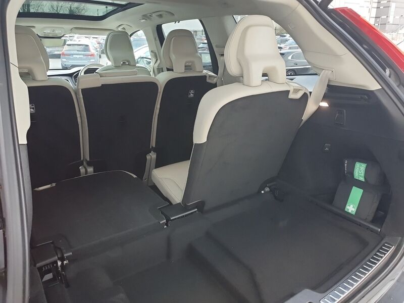 More views of Volvo XC90