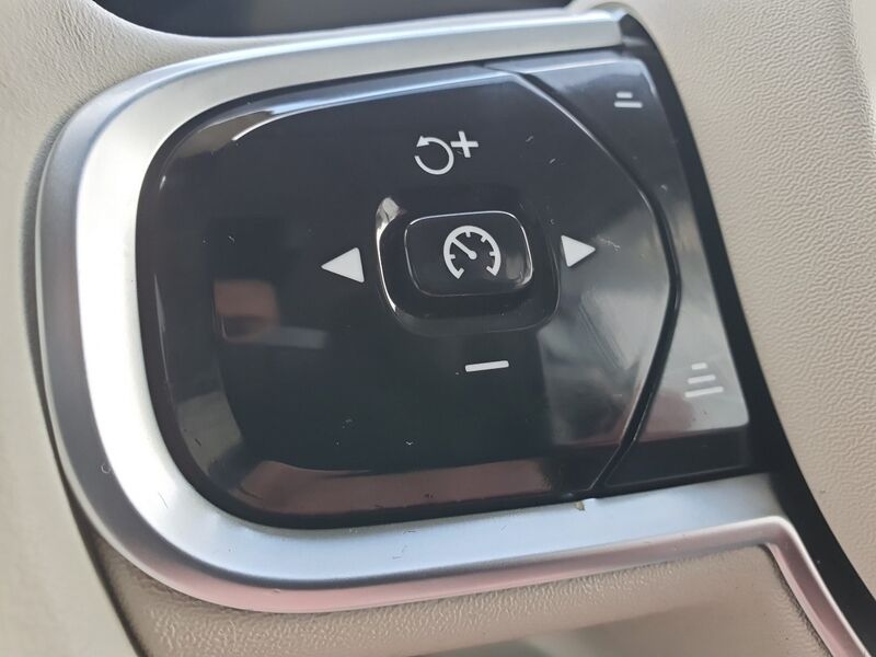 More views of Volvo XC90