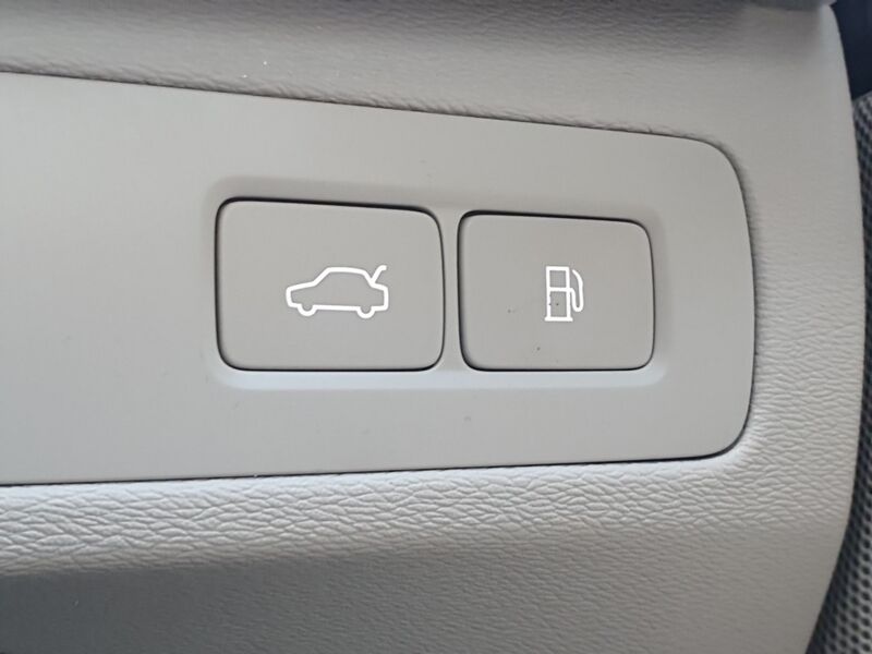 More views of Volvo XC90