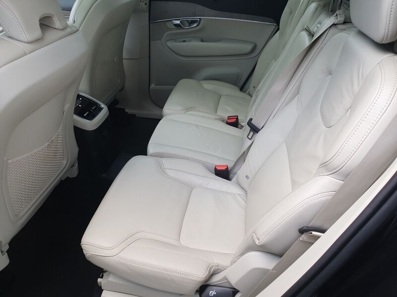 More views of Volvo XC90