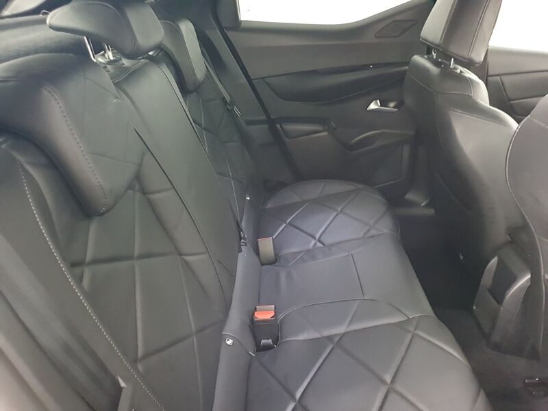 More views of DS Automobiles DS 3 Crossback