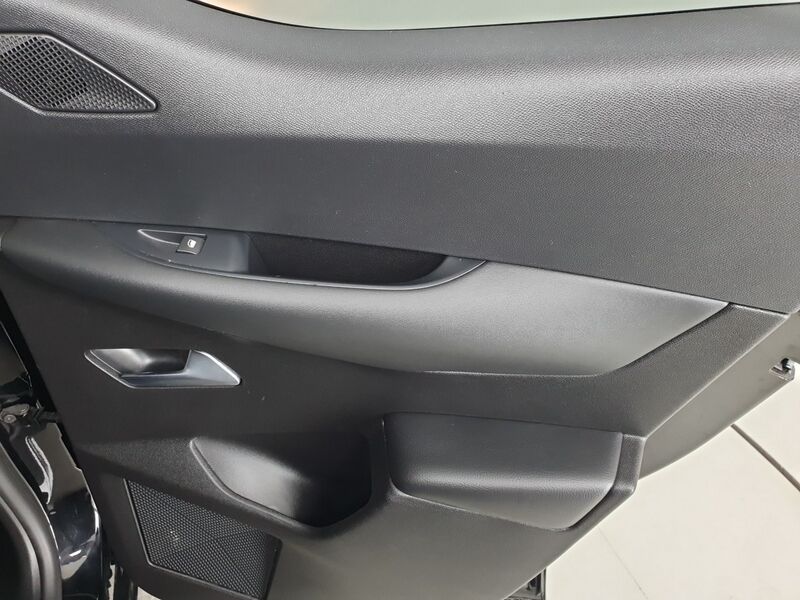 More views of DS Automobiles DS 3 Crossback