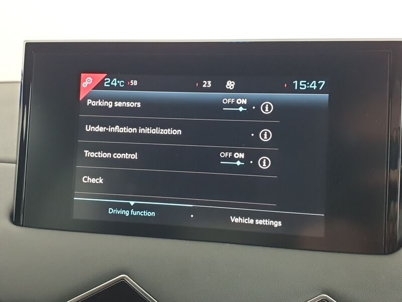 More views of DS Automobiles DS 3 Crossback