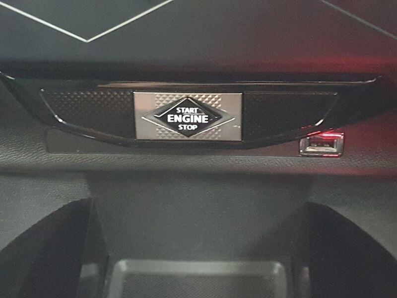 More views of DS Automobiles DS 3 Crossback