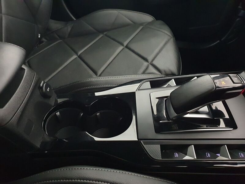 More views of DS Automobiles DS 3 Crossback