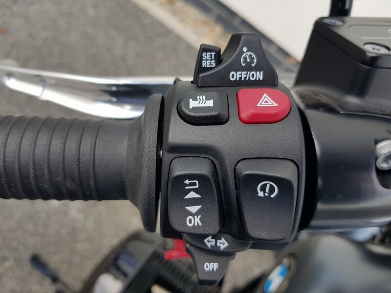 More views of BMW R 18