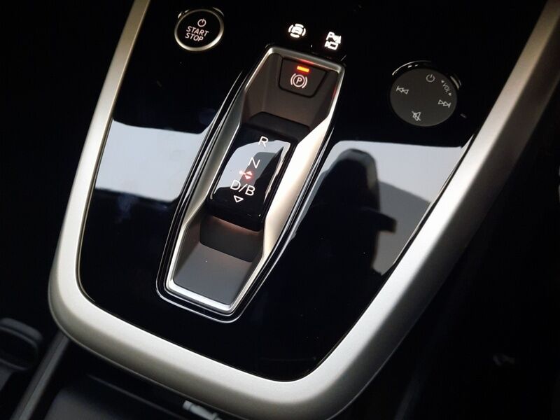 More views of Audi Q4 e-tron