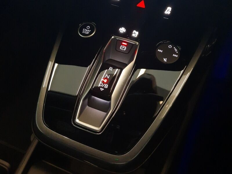 More views of Audi Q4 e-tron