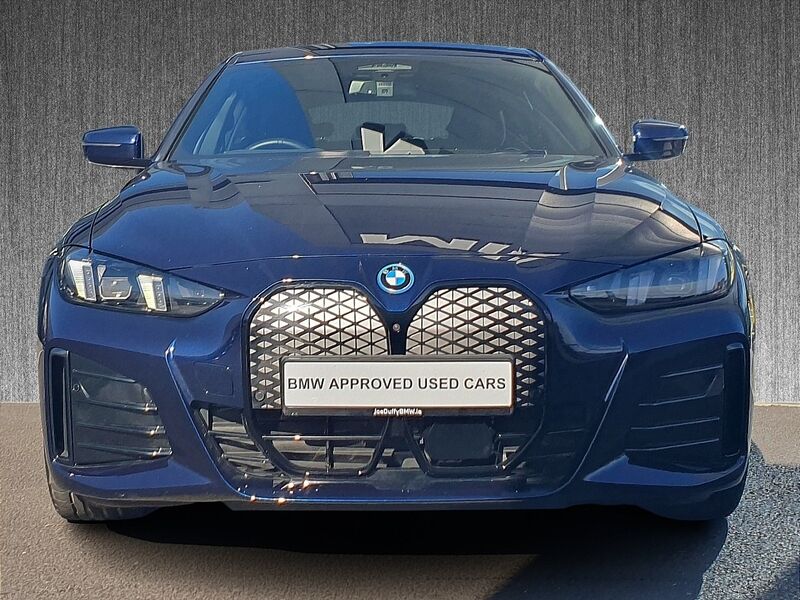 More views of BMW i4