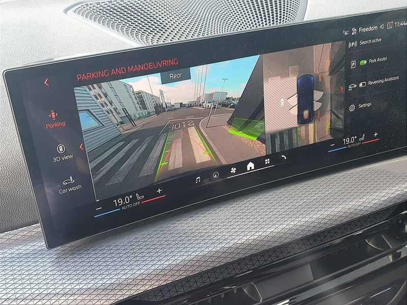 More views of BMW i4