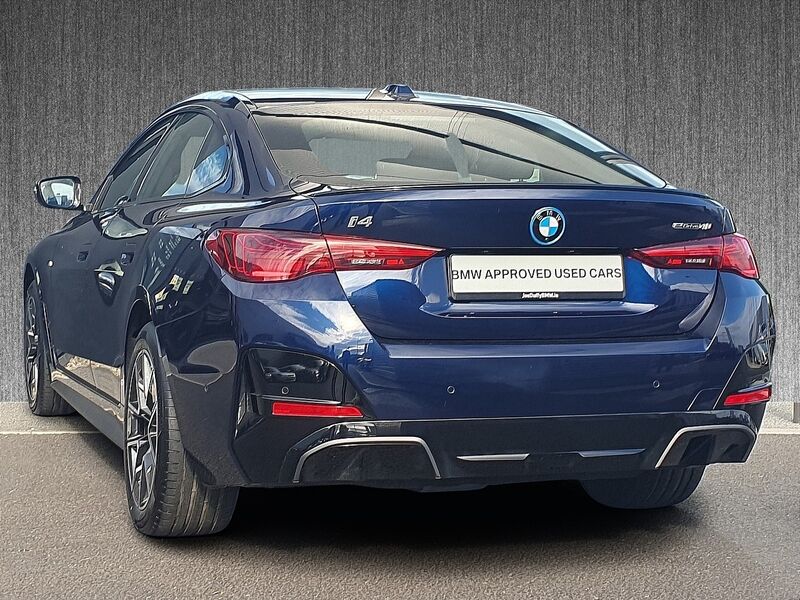 More views of BMW i4