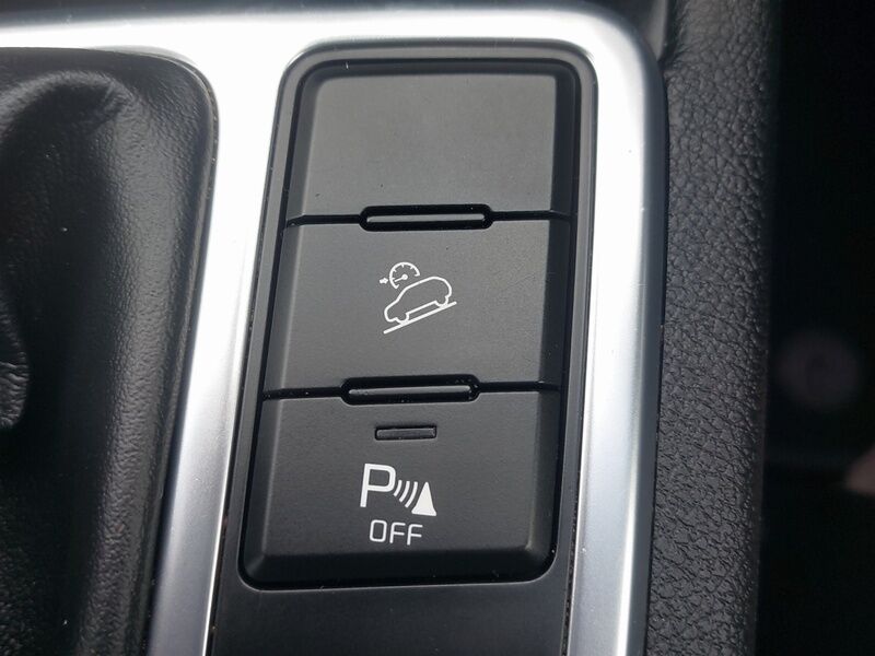 More views of Kia Sportage