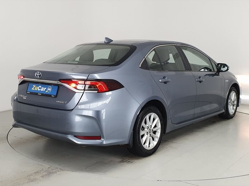 More views of Toyota Corolla