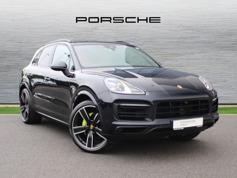 More views of Porsche Cayenne