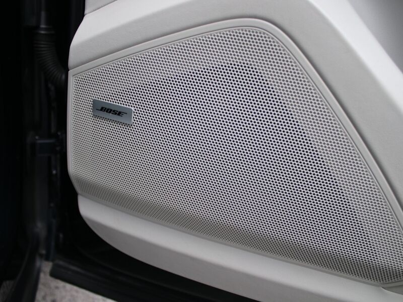 More views of Porsche Cayenne