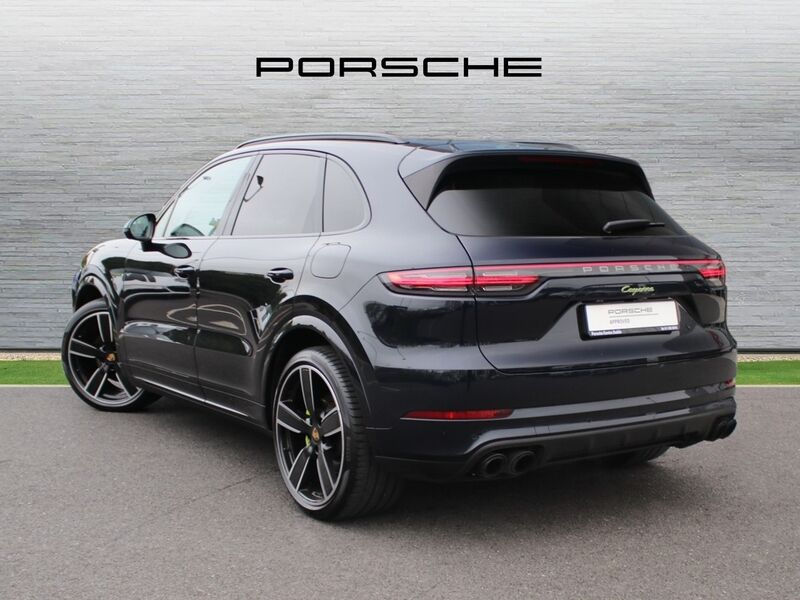 More views of Porsche Cayenne