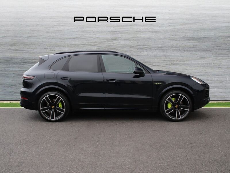 More views of Porsche Cayenne