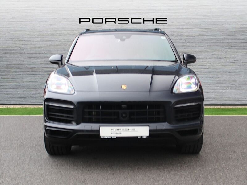 More views of Porsche Cayenne
