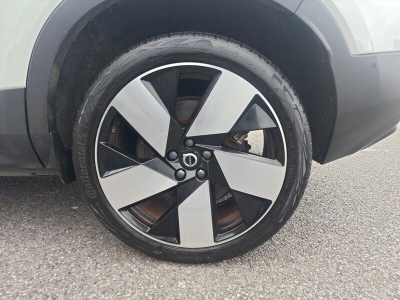 More views of Volvo XC40