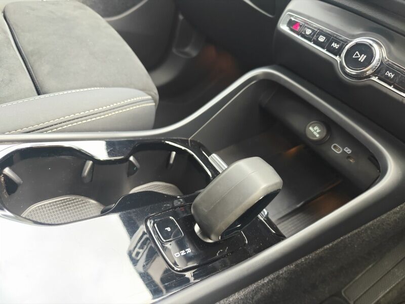 More views of Volvo XC40