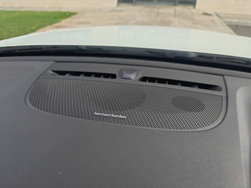 More views of Volvo XC40