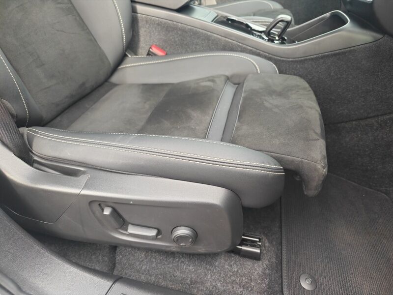 More views of Volvo XC40