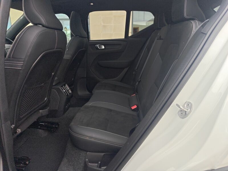 More views of Volvo XC40