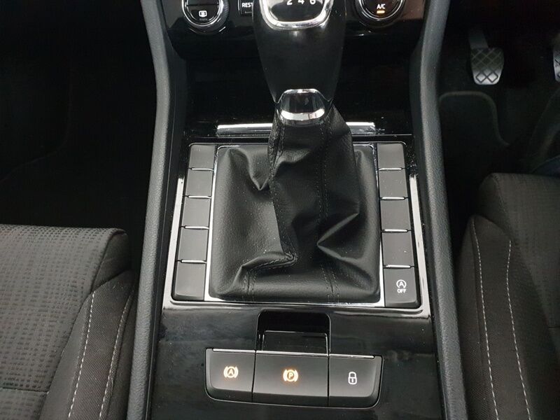 More views of Skoda Superb