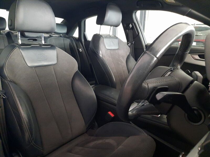 More views of Audi A4