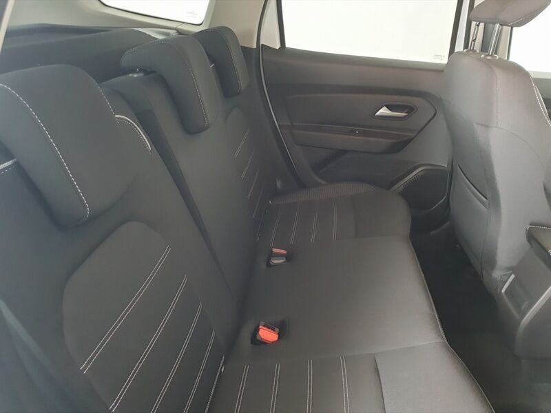 More views of Dacia Duster