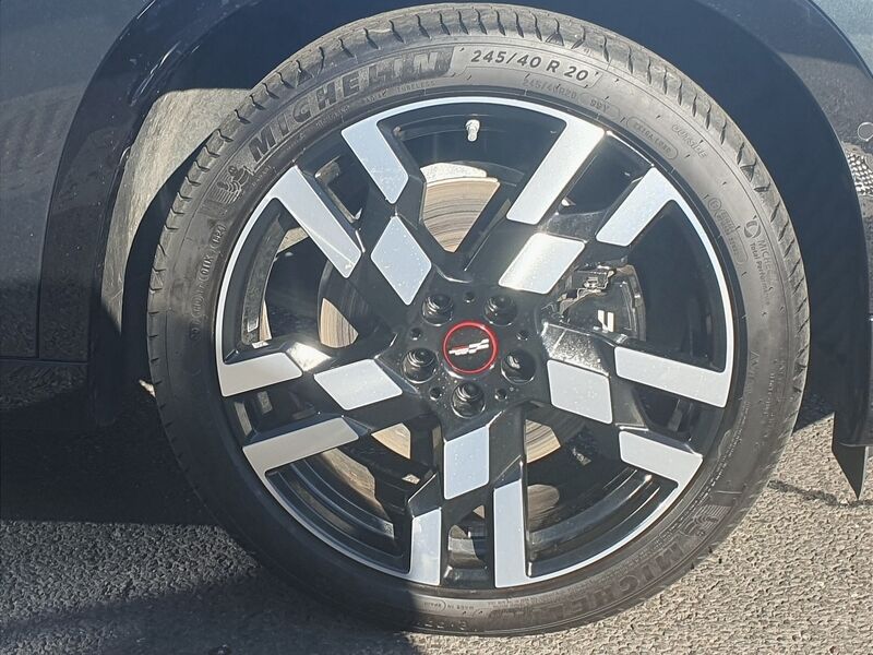 More views of MINI countryman