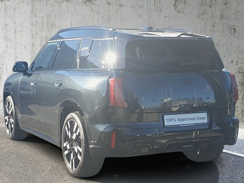 More views of MINI countryman