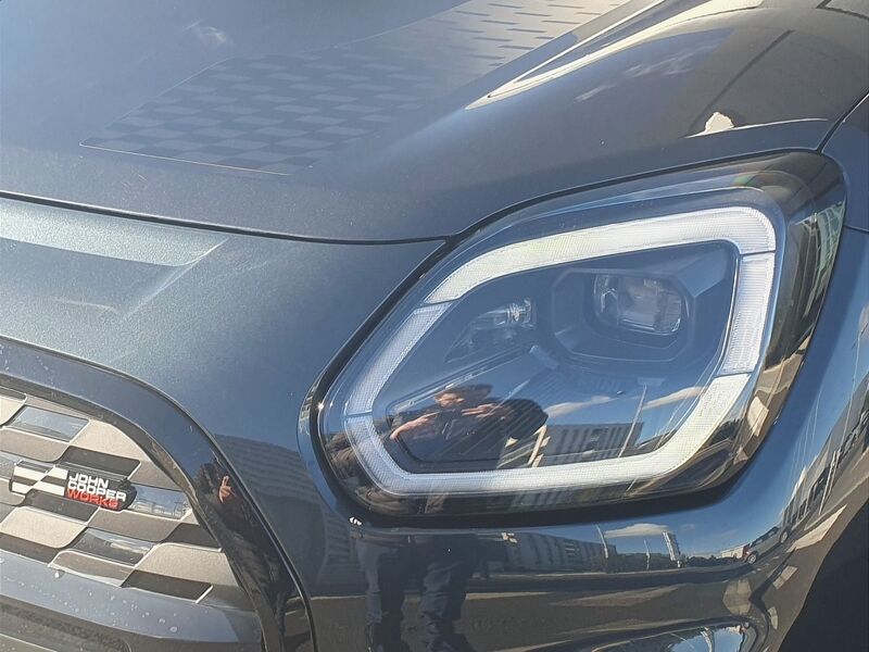 More views of MINI countryman