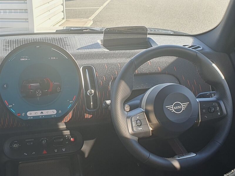 More views of MINI countryman