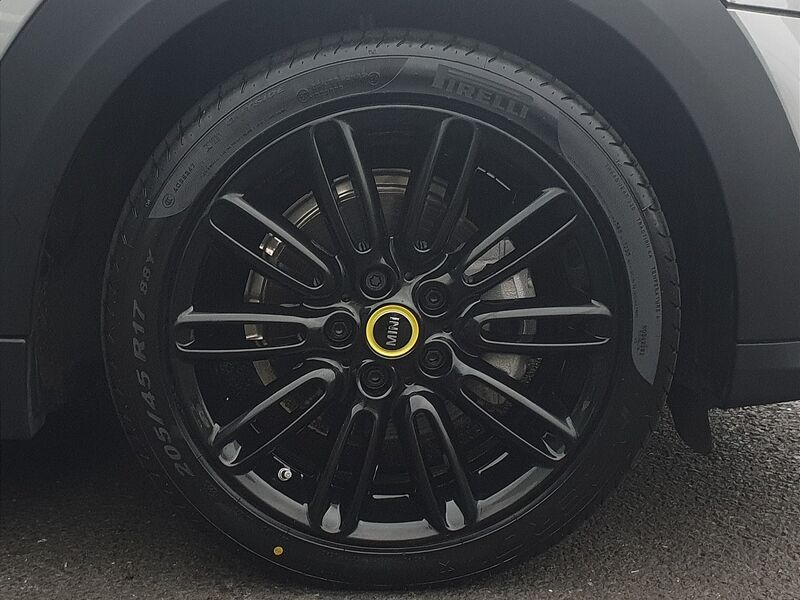 More views of MINI Hatch